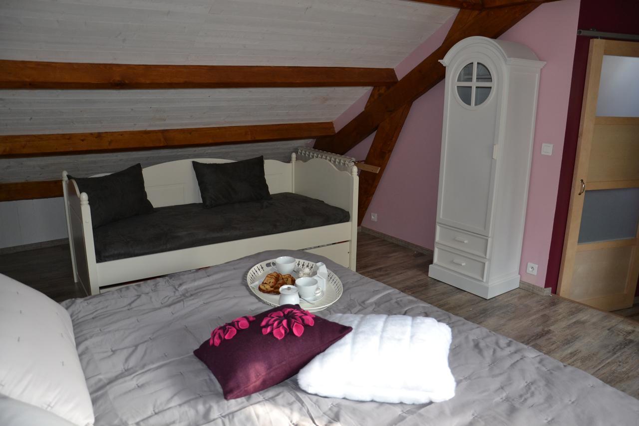 Chambres D'Hotes Villa De Vienne-En-Arthies Exterior photo